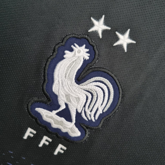 Camisa Seleção da França 22/23 - Torcedor Nike Masculina - Preta com detalhes em azul e branco