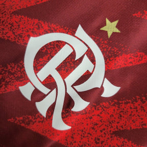 Jaqueta Corta-Vento Flamengo 23/24 Masculina Adidas - Vermelha com detalhes em preto e simbolo em branco