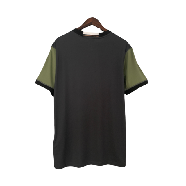 Camisa Retrô Seleção da Alemanha II 2016 - Adidas Masculina - Preta com detalhes em verde