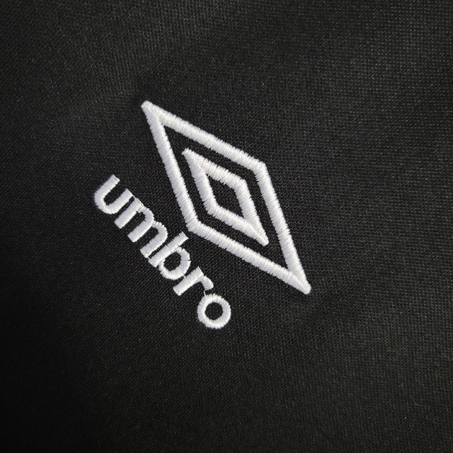 Camisa Grêmio Treino 23/24 - Torcedor Umbro Masculina - Preta com detalhes em cinza