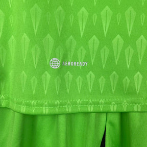 Kit Infantil Manchester United Goleiro Adidas 23/24 - Verde com detalhes em preto
