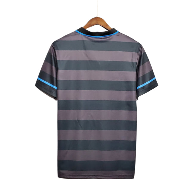 Camisa Retrô Inter de Milão II 1997/1998 - Masculina Umbro - Preta e cinza