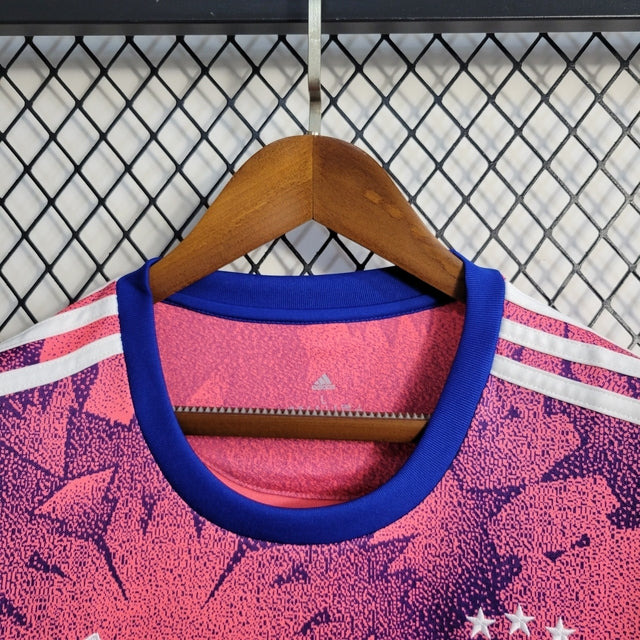 Camisa Juventus III 22/23 - Torcedor Adidas Masculina - Rosa com detalhes em azul