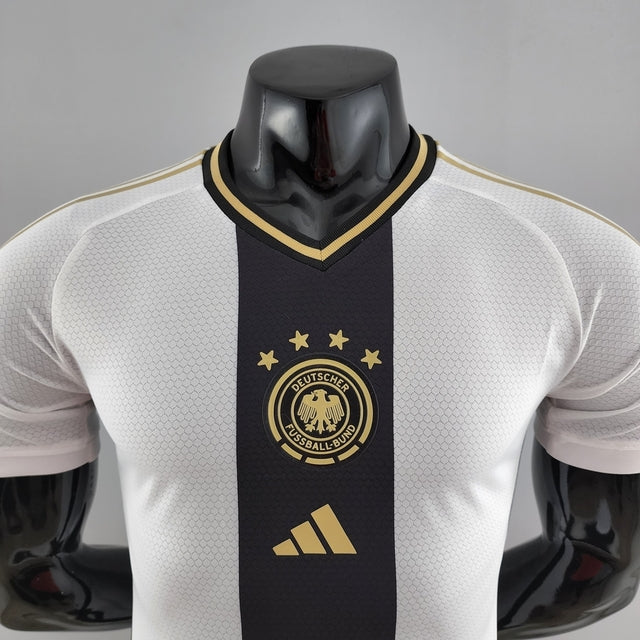 Camisa Seleção da Alemanha I 22/23 - Jogador Adidas Masculina - Branca e preta