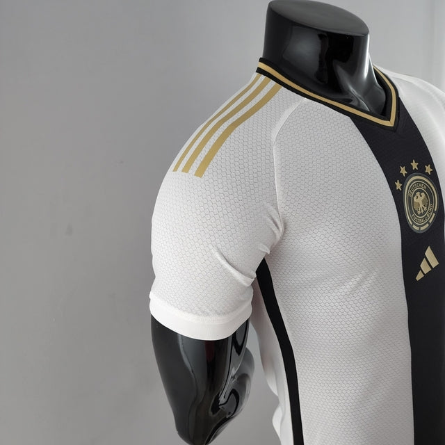 Camisa Seleção da Alemanha I 22/23 - Jogador Adidas Masculina - Branca e preta