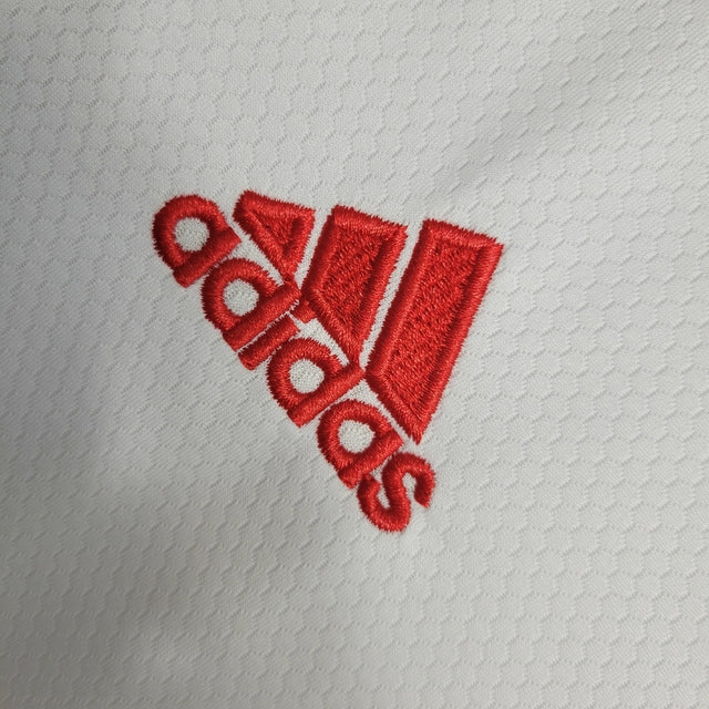 Camisa Flamengo II 21-22 Torcedor Masculina - Branca com detalhes na manga em vermelho e preto