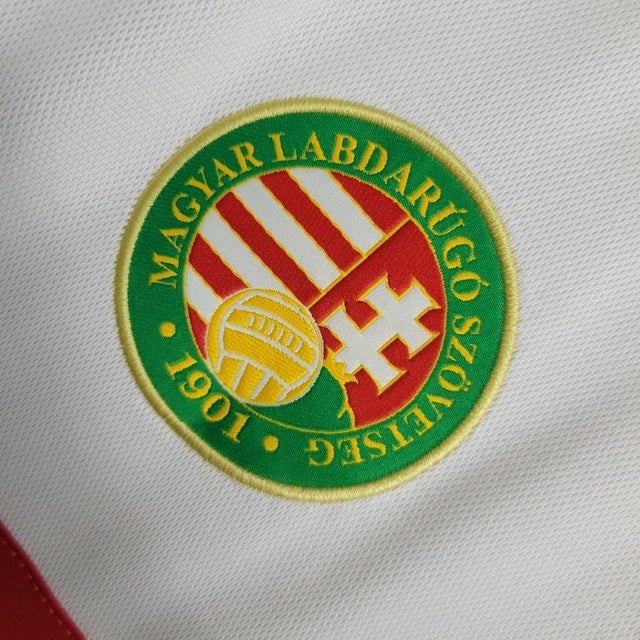 Camisa Seleção Hungria Edição Especial 22/23 - Torcedor Adidas Masculina - Branca com detalhes em vermelho e verde