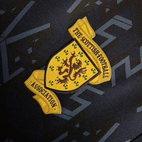 Camisa Retrô Escócia II 1992/1993 - Umbro Masculina - Azul com detalhes em branco