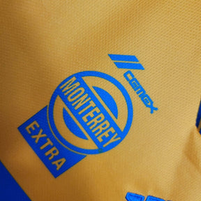 Kit Infantil Tigres I 23/24 - Adidas - Amarelo com detalhes em azul