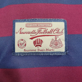 Camisa Newcastle United II Retrô 95/96 - Adidas Masculina - Azul com listras vinho e detalhes em bege