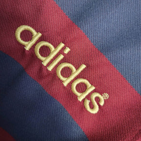 Camisa Newcastle United II Retrô 95/96 - Adidas Masculina - Azul com listras vinho e detalhes em bege