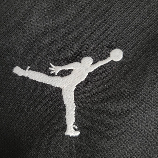 Camisa Retrô Paris Saint German Edição Champions League 2018/2019 manga longa - Masculina Jordan - Preta com detalhes em branco e vermelho