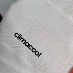 Camisa Retrô Real Madrid I 2013/2014 manga longa - Adidas Masculina - Branca com detalhes em cinza e laranja