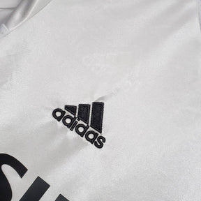 Camisa Retrô Real Madrid I 04/05 - Masculina Adidas - Branca com listras pretas