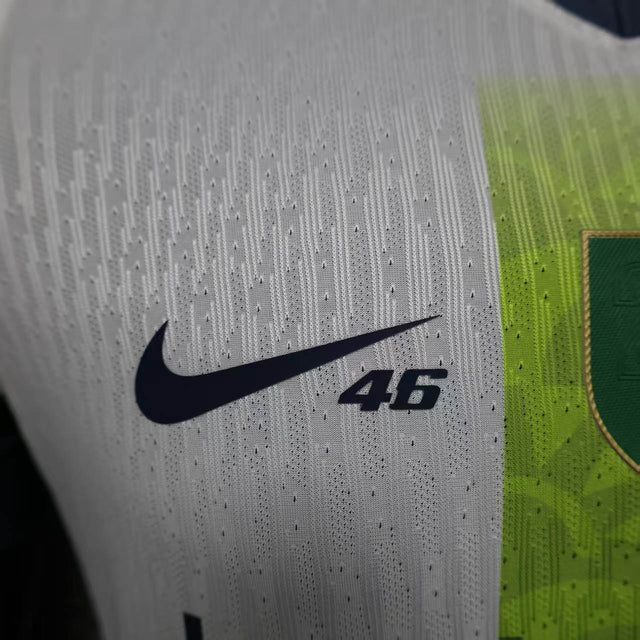 Camisa Inter de Milão Edição especial Valentino Rossi II 24/25 - Jogador Nike Masculina - Branca com detalhes em azul