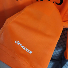 Camisa Retrô Real Madrid II 13/14 manga longa - Masculina Adidas - Laranja com detalhes em cinza
