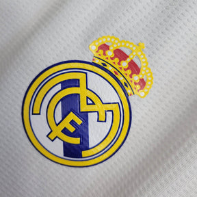 Camisa Retrô Real Madrid I 15/16 - Masculina Adidas - Branca com detalhes em cinza
