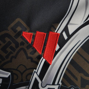 Camisa Japão Edição especial 24/25 - Torcedor Adidas Masculina - Preta e cinza com detalhes em branco e vermelho
