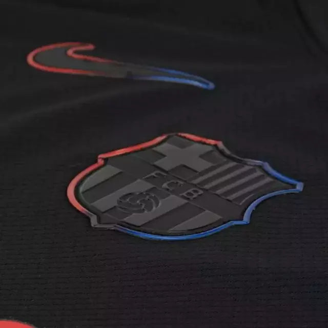 Camisa Barcelona II 24/25 - Torcedor Nike Feminina - Preta com detalhes em azul e vermelho