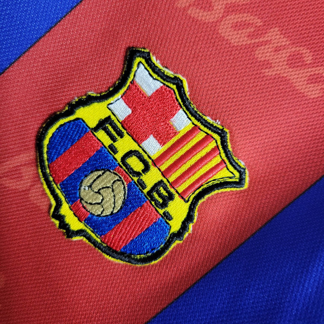 Camisa Retrô Barcelona I 96/97 - Masculina Kappa - Azul e vermelha