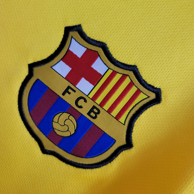 Camisa Retrô Barcelona I 19/20 - Masculina Nike - Amarela com detalhes em vermelho