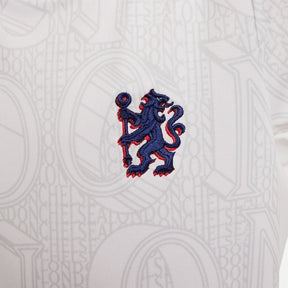 Camisa Chelsea Pré-jogo 25/26 - Torcedor Nike Masculina - Branca com detalhes em cinza