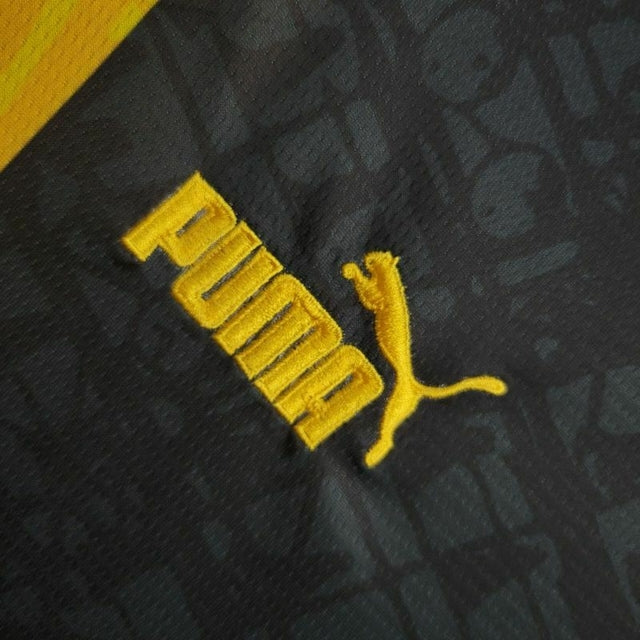 Camisa Borussia Dortmund Edição especial 50 Anos 24/25 - Torcedor Puma Masculina - Preta e amarela
