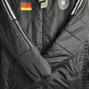 Jaqueta Corta-Vento Seleção da Alemanha 23/24 - Masculina Adidas - Preta