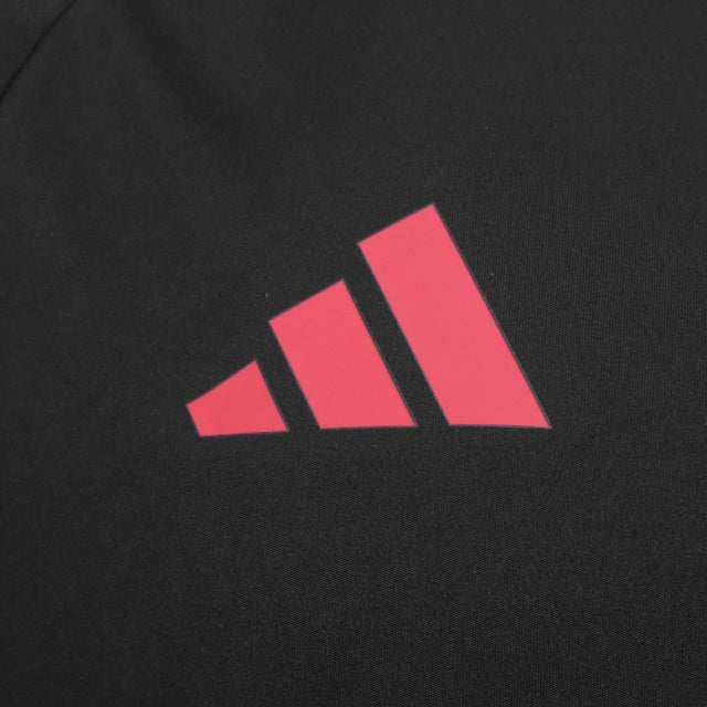 Camisa Internacional Treino 25/26 - Torcedor Adidas Masculina - Preta com detalhes em vermelho