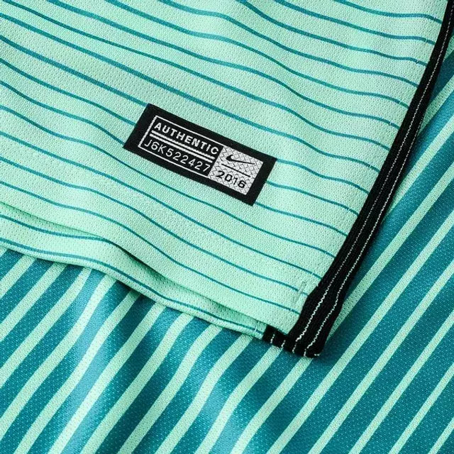 Camisa Retrô Barcelona III 2016/17 - Masculina Nike - Verde