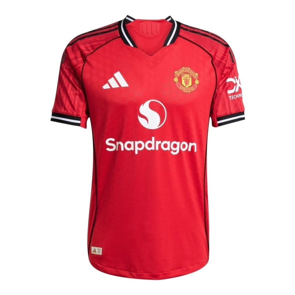 Camisa Manchester United I 25/26 - Torcedor Adidas Masculina - Vermelha com detalhes em preto