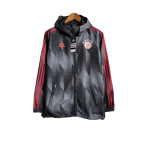 Jaqueta Corta-Vento Bayern de Munique 23/24 - Masculina Adidas - Preta