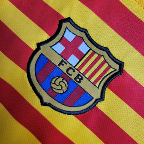 Kit Infantil Barcelona IV Nike 23/24 - Amarelo