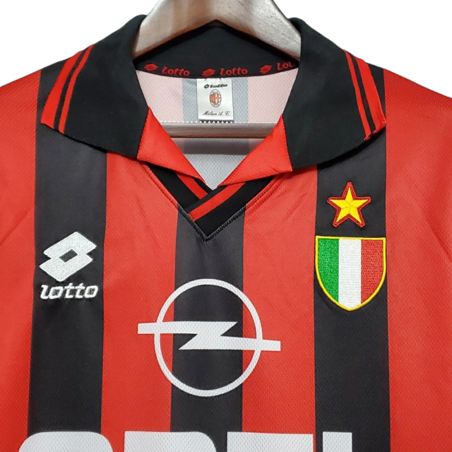 Camisa Retrô AC Milan 1996/1997 - Masculina Lotto - Vermelha e preta