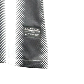 Camisa Retrô Juventus 2011/2012 - Nike Masculina - Preta e branca