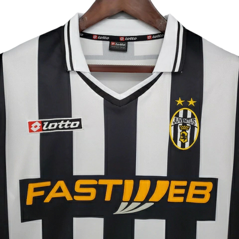 Camisa Retrô Juventus I 2001/2002 - Masculina Lotto - Preta e branca