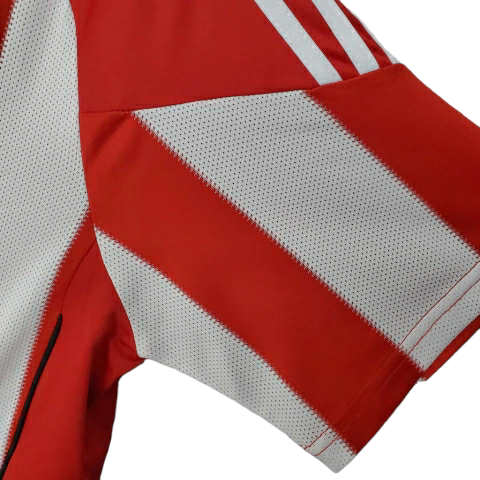 Camisa Retrô Bayern de Munique 2010/2011 - Masculina Adidas - Vermelha e branca