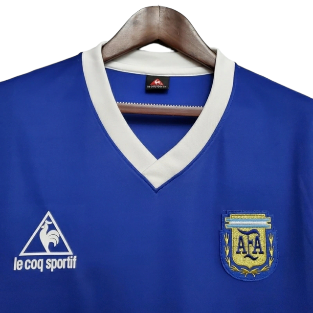 Camisa Retrô Seleção da Argentina II 1986 - Le Coq Sportif Masculina - Azul com detalhes em branco