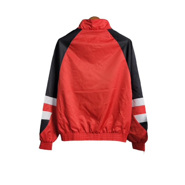 Jaqueta Corta-Vento Flamengo 23/24 Masculina Adidas - Vermelha com simbolo centralizado ao meio na cor preta
