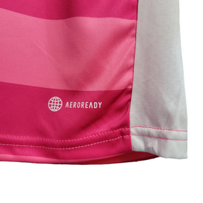 Camisa Flamengo Retrô Outubro Rosa 2022 Torcedor Masculina - Rosa em 2 tons e o simbolo em branco