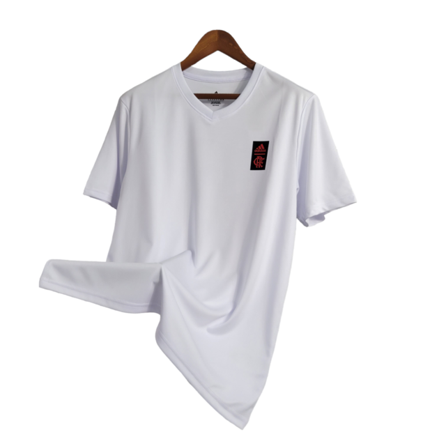 Camisa Casual Flamengo 23/24 Torcedor Masculina - Branco com detalhe em preto