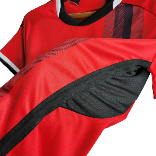 Camisa Colo colo II 23/24 - Feminina Adidas - Vermelha com detalhes em branco e preto