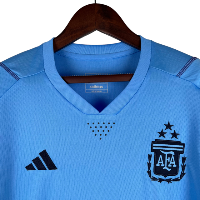 Camisa Seleção da Argentina Treino 23/24 - Torcedor Adidas Masculina - Azul com detalhes em preto