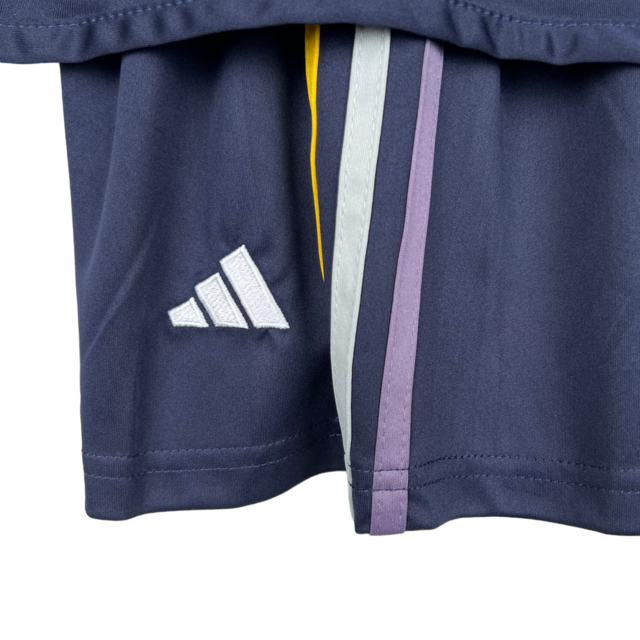 Kit Infantil Real Madrid III 23/24 Adidas - Azul com detalhes em amarelo e branco