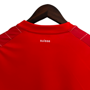 Camisa Seleção Suíça I 23/24 - Torcedor Puma Masculina - Vermelha com detalhes em branco