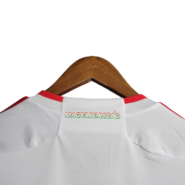Camisa Seleção Hungria Edição Especial 22/23 - Torcedor Adidas Masculina - Branca com detalhes em vermelho e verde