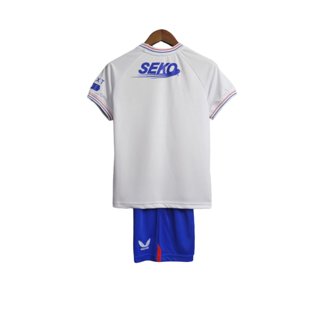 Kit Infatil Rangers II Castore 23/24 - Branco com detalhes em azul e vermelho
