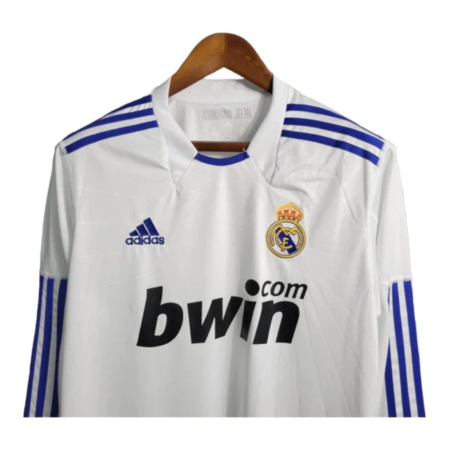Camisa Retrô Real Madrid I 10/11 manga longa - Masculina Adidas - Branca com detalhes em azul