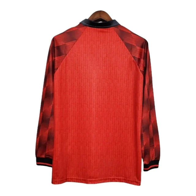 Camisa Retrô Manchester United I 1996 manga longa - Masculina Nike - Vermelha com detalhes em preto