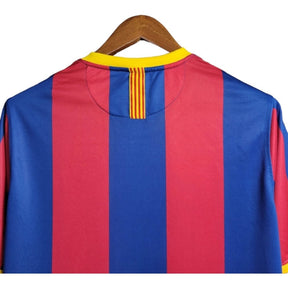 Camisa Retrô Barcelona I 10/11 - Masculina Nike - Azul e vermelha com detalhes em amarelo